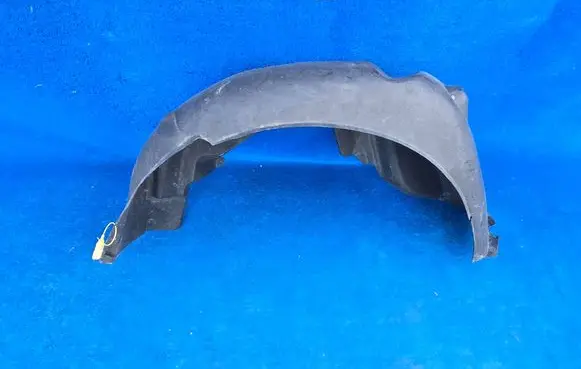 BMW 6 E63 E64 Rear arch fender liner splash guards 7009718