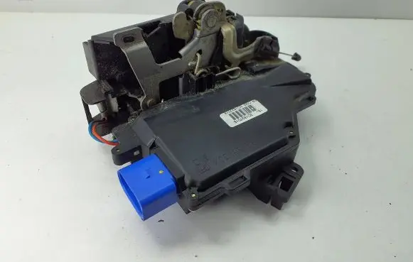Seat Toledo III (5P) Front door lock 3D1837016 PA6630XGF