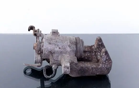 Skoda Octavia Mk2 (1Z) Rear brake caliper 452F 132005