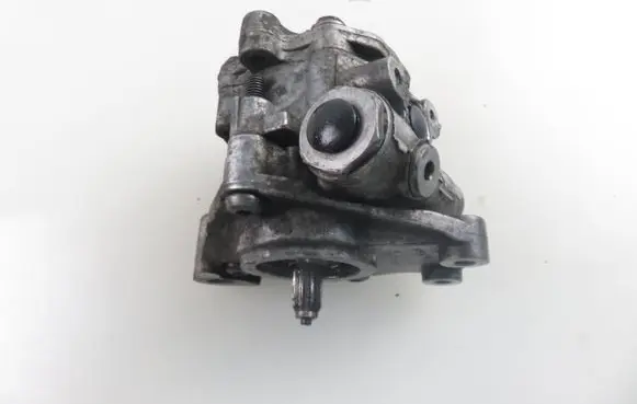 Audi Q7 4L Power steering pump 7L8422153B