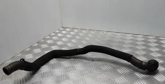 Audi A6 S6 C6 4F Engine coolant pipe/hose