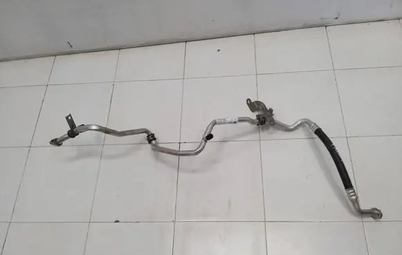 Air conditioning (A/C) pipe/hose