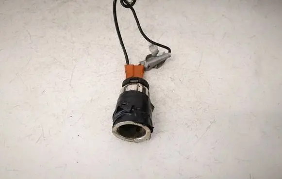 Ford Mondeo MK IV Cigarette lighter