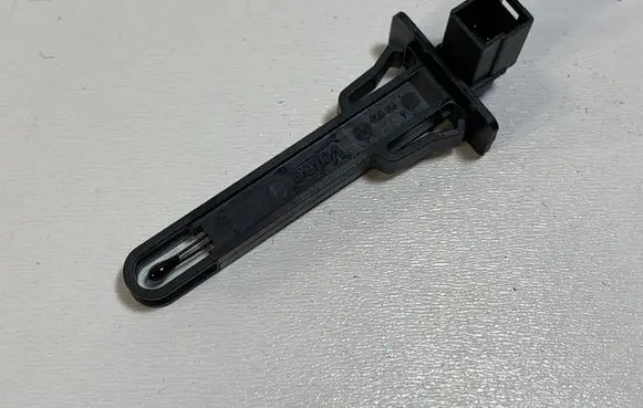 Volkswagen Golf VII Interior temperature sensor 5Q0907543A
