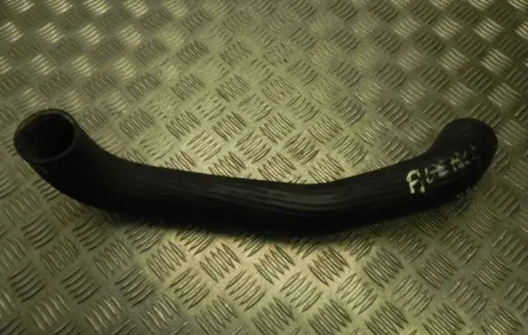 Toyota Avensis T270 Engine coolant pipe/hose 173430X010B