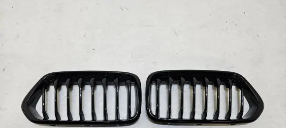 BMW X2 F39 Front grill 7424777-B 7424778-B