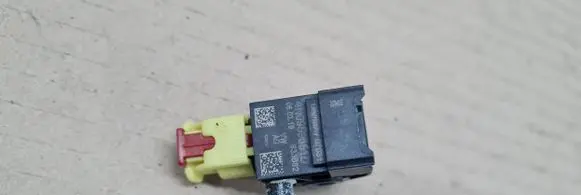 Audi Q5 SQ5 Airbag deployment crash/impact sensor 4N0959651D Q1996960N 780066
