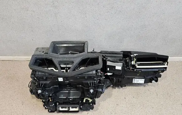 BMW M5 F90 Interior heater climate box assembly 6997685