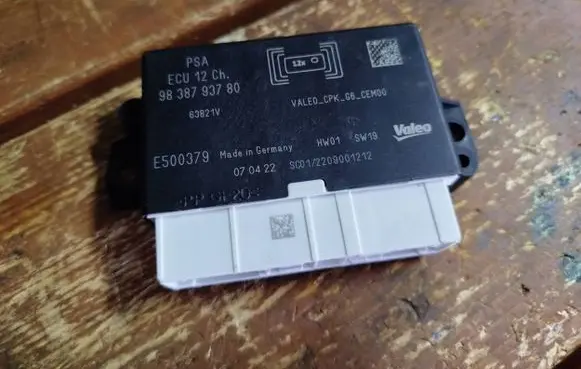 Citroen C4 III e-C4 Parking PDC control unit/module 9838793780