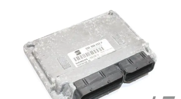 Seat Ibiza II (6k) Engine control unit/module 03E906033P