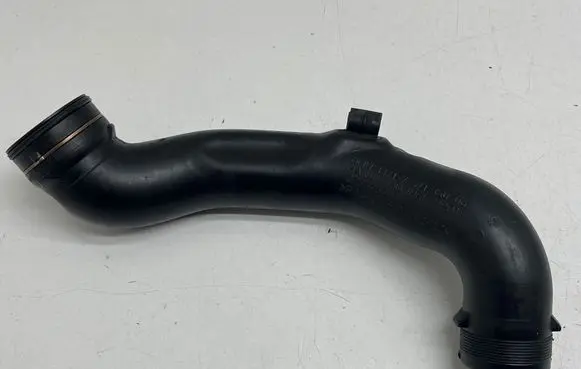 BMW X5 F15 Intercooler hose/pipe 7571350 1371571350 1020496S05