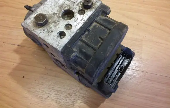 Alfa Romeo 156 ABS Pump 46513088 0265216401 0273004383