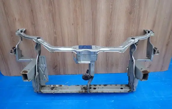 Honda HR-V Front bodywork piece 