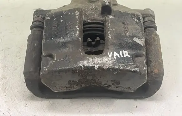 Mercedes-Benz C W204 Front brake caliper