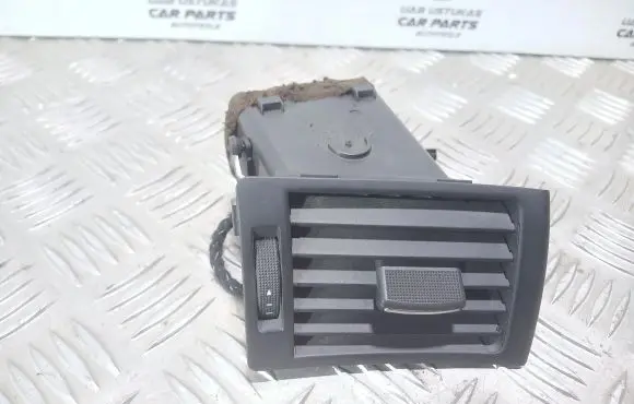 Audi A4 S4 B6 8E 8H Dashboard side air vent grill/cover trim