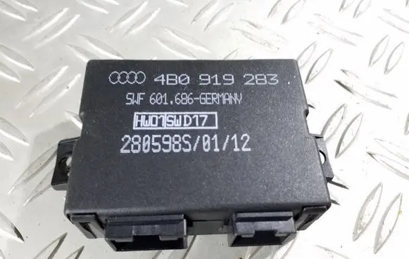 Audi A6 S6 C5 4B Parking PDC control unit/module 4B0919283 5WF601686 HW01SWD17