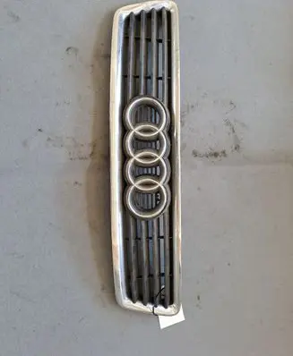 Audi A6 S6 C5 4B Front grill 4Z7853651