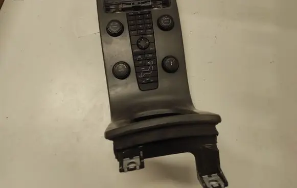 Volvo V50 Climate control unit 8623067 8650702