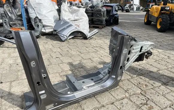 Mitsubishi Eclipse Cross Front quarter panel PU20176