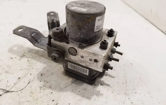 Hyundai i40 ABS Pump 589203Z500 BH60131500 GF3N3B0036FQ