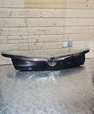 Opel Insignia A Tailgate trim 