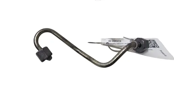 Nissan Qashqai Fuel injector supply line/pipe 
