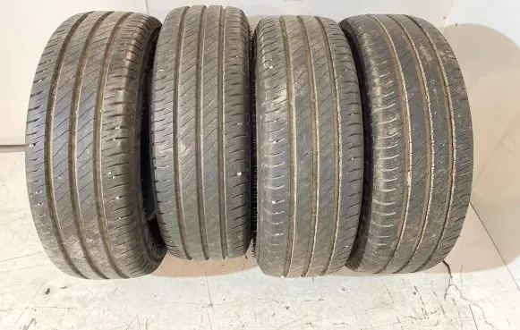 Volkswagen Transporter - Caravelle T5 R16 summer tire 21565R16C