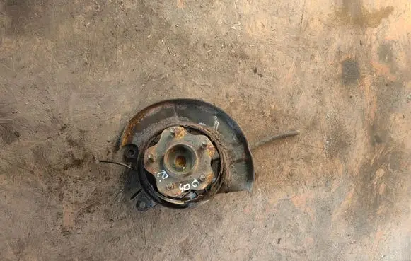 Nissan Qashqai Rear wheel hub 