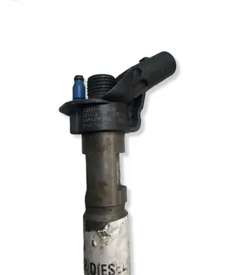 Hyundai Santa Fe Fuel injector 3800F0
