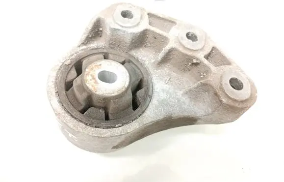 Audi A4 S4 B7 8E 8H Rear differential/diff mount bracket 8E0599125M