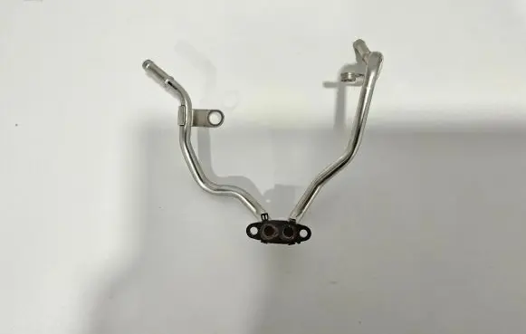 Volkswagen Tiguan Engine coolant pipe/hose 05E121497E 05E121497A 05E121497