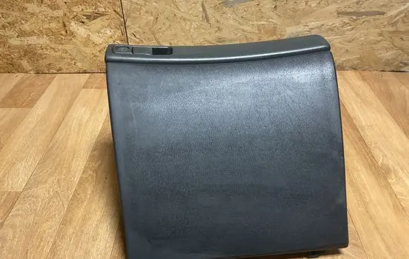 Volvo S40, V40 Glove box 30801106 30813340 30808049