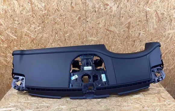 Porsche Cayenne (9Y0 9Y3) Coupe rear side trim panel 9y1857003ab 9y1858005