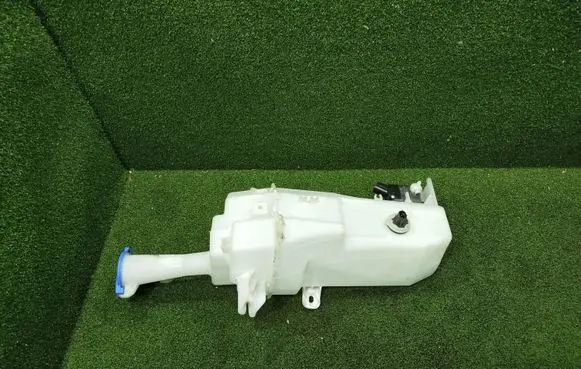 KIA Ceed Windshield washer fluid reservoir/tank 98610J7000