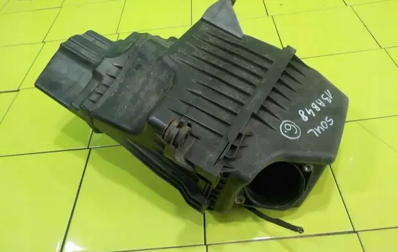 KIA Soul Air filter box 281102K200