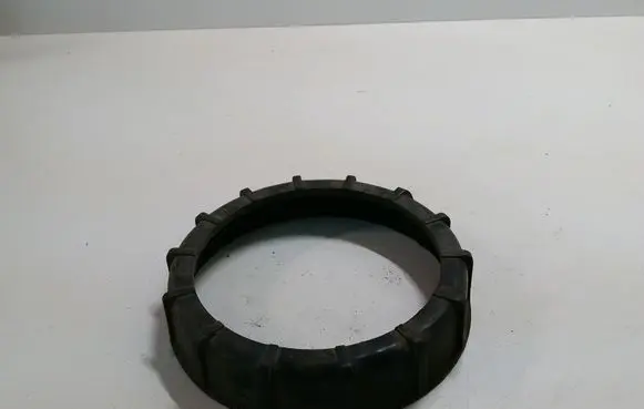 Nissan Pathfinder R51 In tank fuel pump screw locking ring/nut X61B