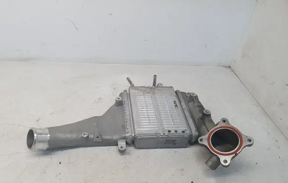 Toyota Auris E180 Intercooler radiator 1270001262