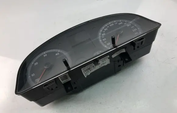 Volkswagen Caddy Speedometer (instrument cluster) 2K0920841C