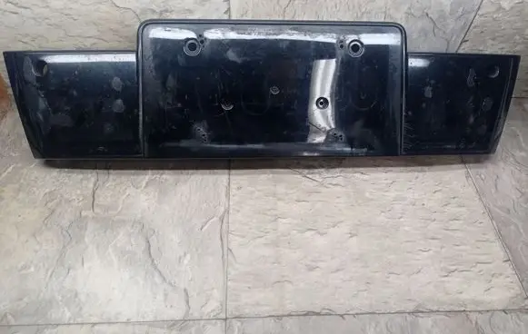 Audi Q5 SQ5 Number plate surrounds holder frame 8R0807285E 8R0907285F