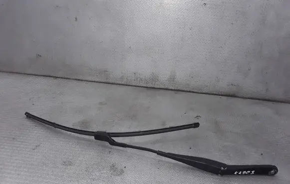Ford Fiesta Windshield/front glass wiper blade 8A6117526AD