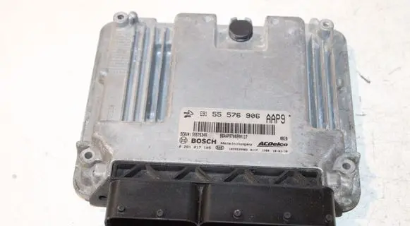Opel Insignia A Engine control unit/module 55576906 55575349