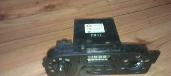 KIA Clarus Climate control unit ok9ab61190 nenustata