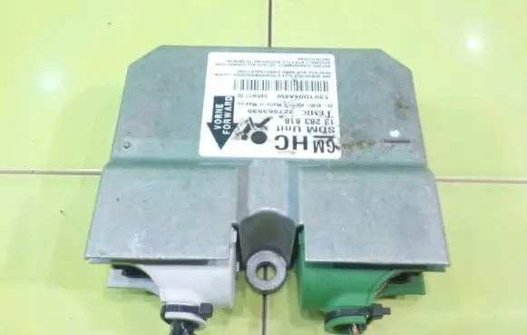 Opel Corsa D Airbag control unit/module 13283818