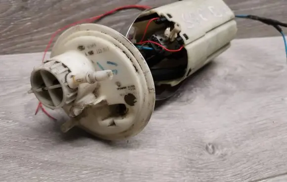 Volvo V70 In-tank fuel pump 0580313027 96809