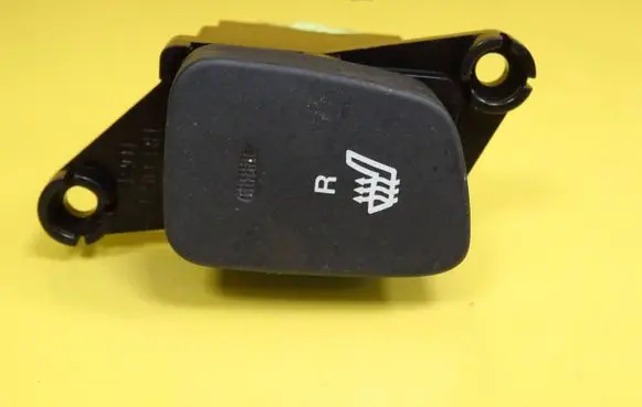 KIA Carens III Seat heating switch 8199