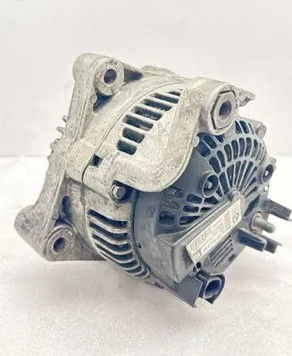 BMW 5 E60 E61 Generator/alternator 7797521 2543304A TG17C010