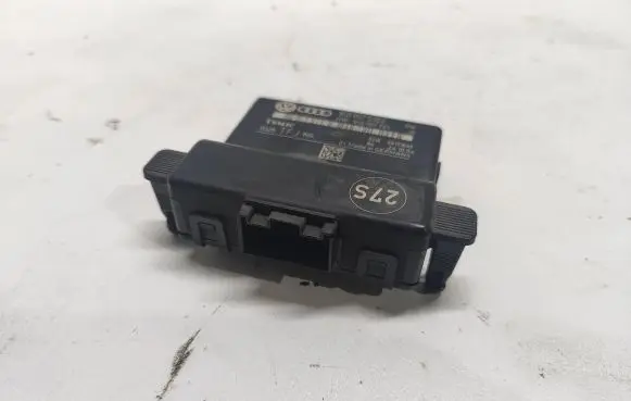 Volkswagen Touran I Gateway control module 1K0907530E 1K0907951