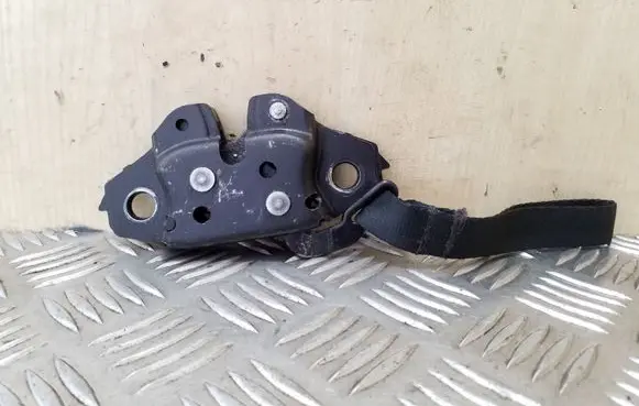 Opel Frontera B Seat back rest lock catch 