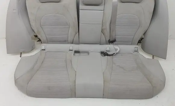 Mercedes-Benz C W205 Second row seats 