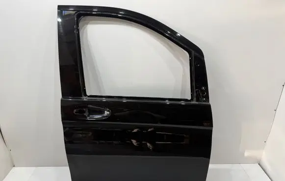 Mercedes-Benz V Class W447 Front door 